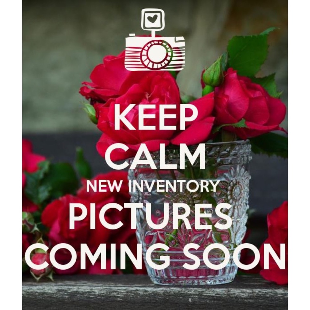 More items will be uploaded soon 😍😍😘
